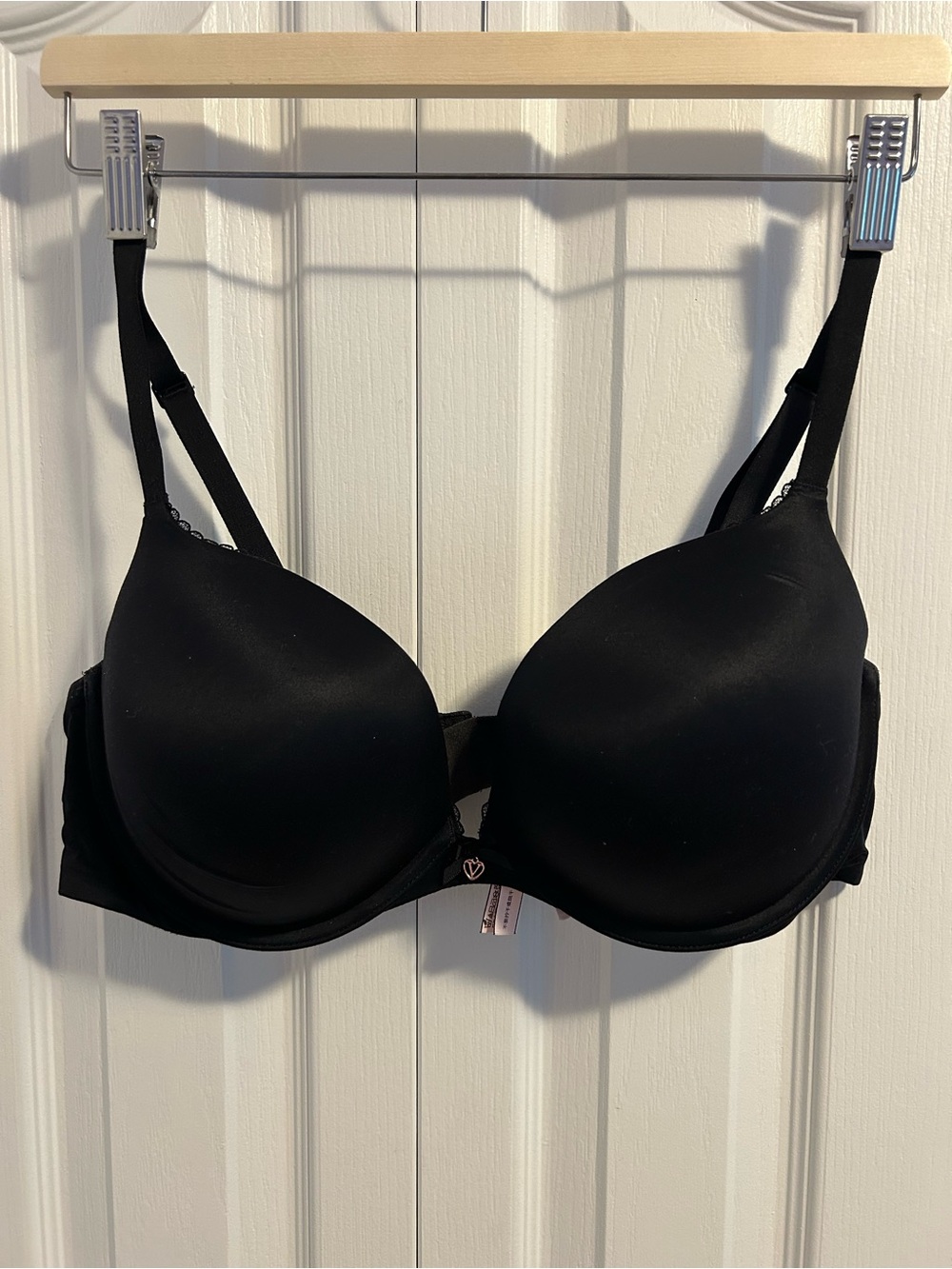 Victoria's Secret Push Up Bras Black & Beige Size 40C